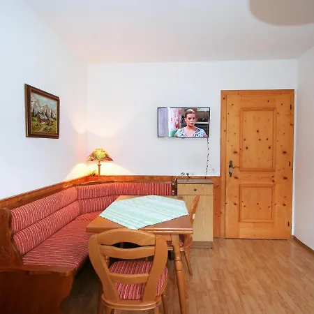 Gasteighof-1 By Interhome Lejlighed