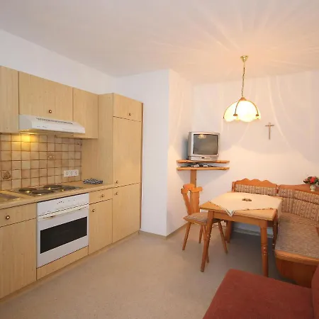 Gasteighof-1 By Interhome Lejlighed